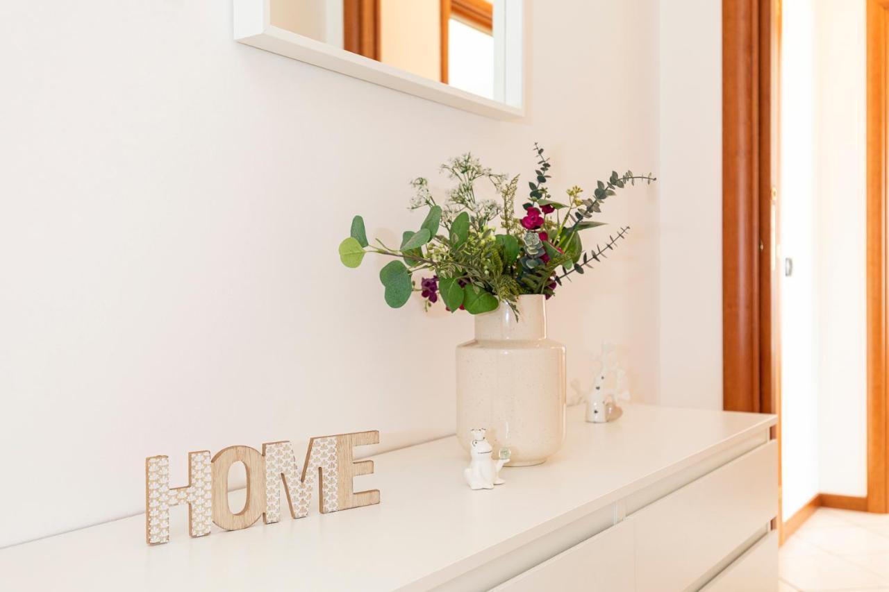 Casty Sweet Home - Parcheggio Privato Gratuito Милан Экстерьер фото